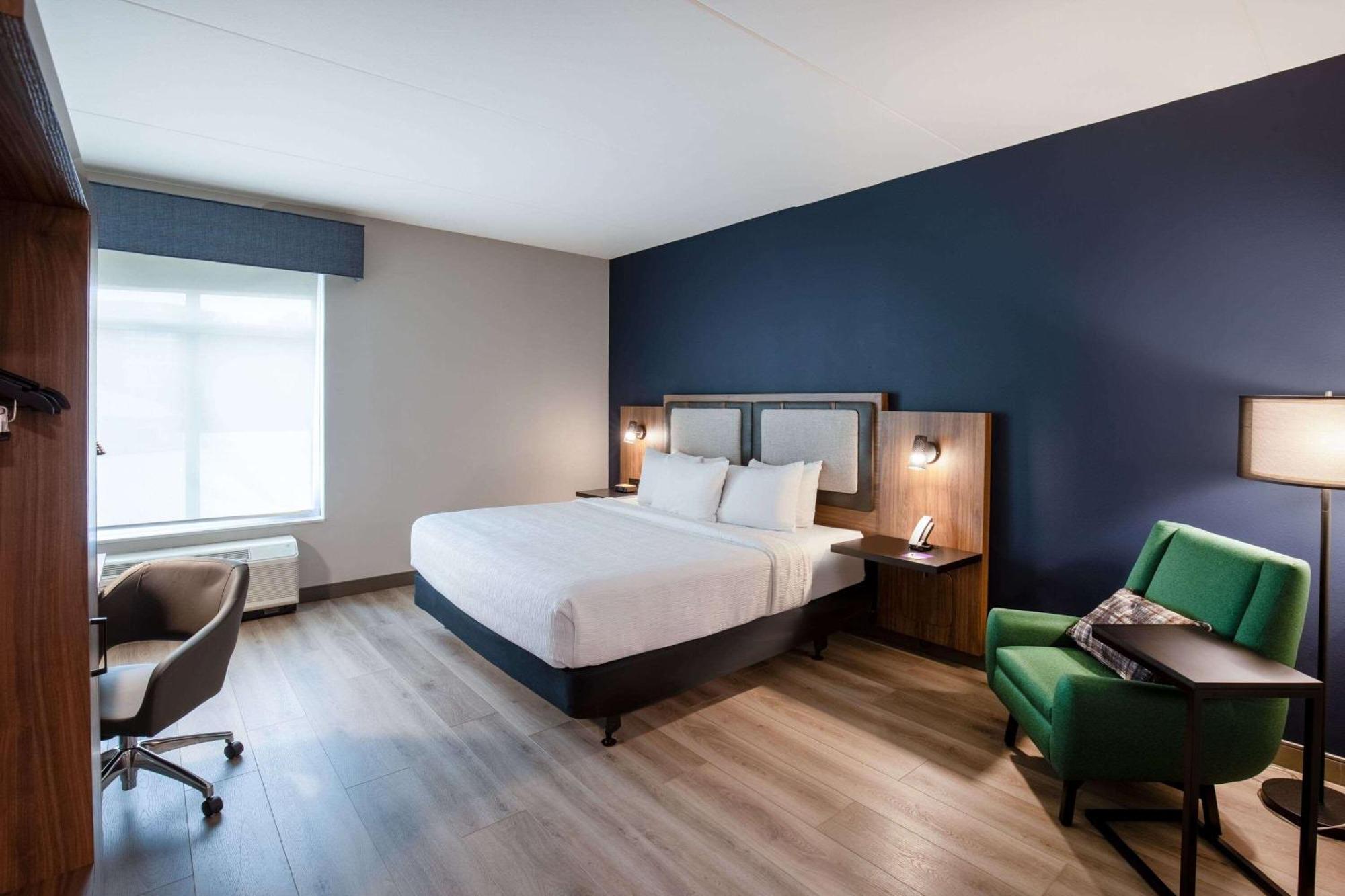 La Quinta Inn & Suites By Wyndham Chattanooga Downtown/South Екстер'єр фото