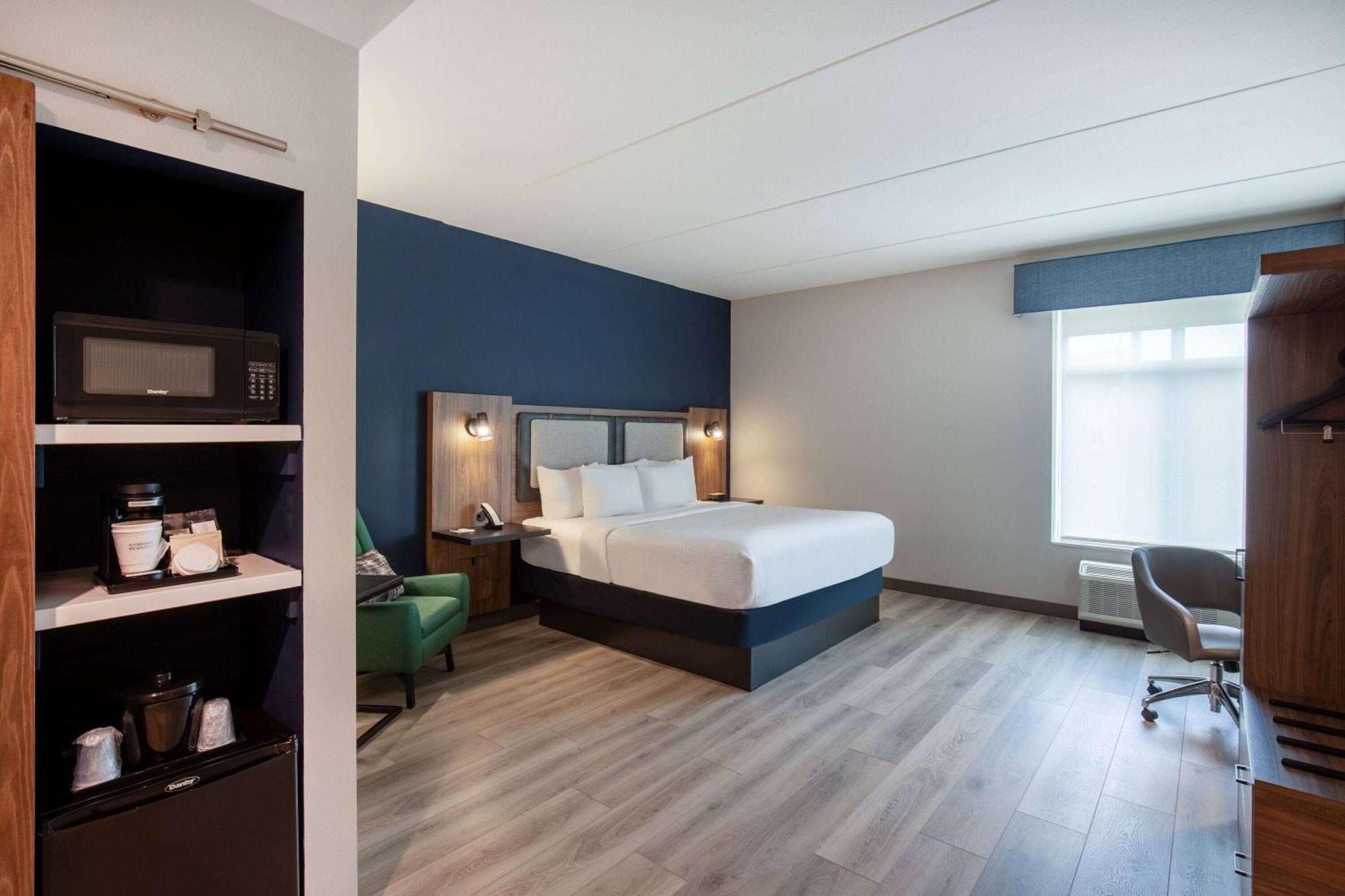 La Quinta Inn & Suites By Wyndham Chattanooga Downtown/South Екстер'єр фото